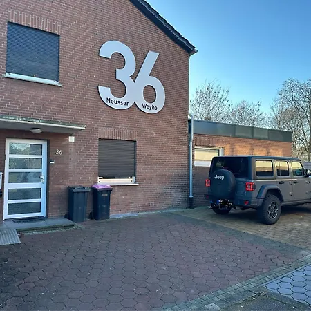 Haus-36 Dom wakacyjny Neuss